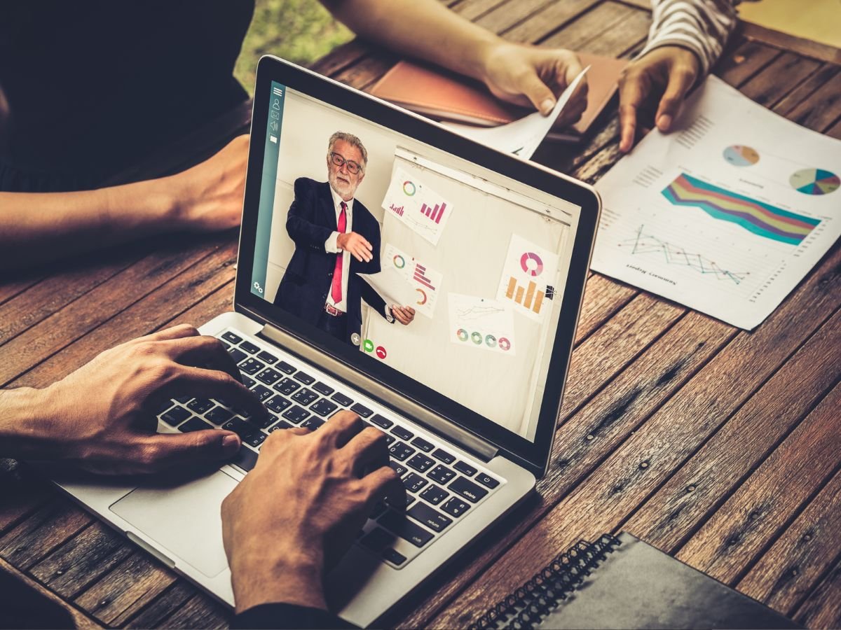 Let's Convince You to Trust Influencer Marketing Services Under Two Minutes